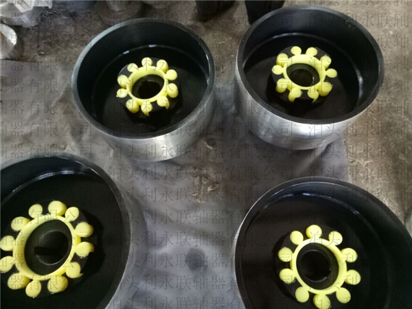 LMZ-Ⅱ(MLL-Ⅱ)型帶制動(dòng)輪梅花形彈性聯(lián)軸器 LMZ-Ⅱ(MLL-Ⅱ)型帶制動(dòng)輪梅花形彈性聯(lián)軸器